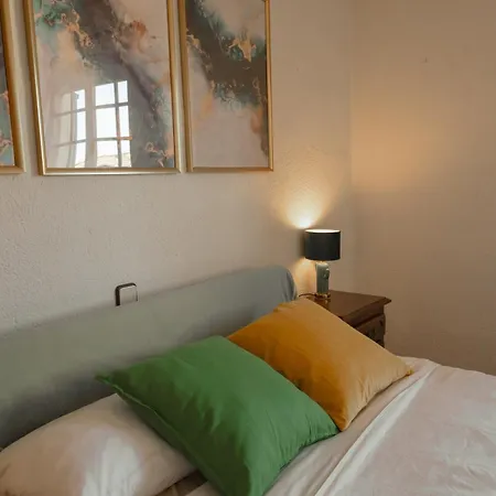 Villa Alella, 5 Bedrooms & Pool