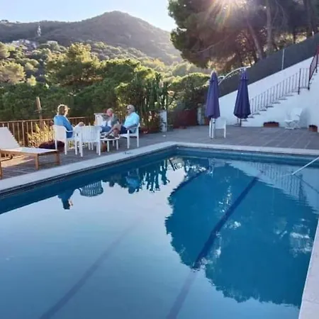 Alella, 5 Bedrooms & Pool Villa *