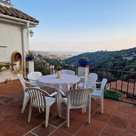 Alella, 5 Bedrooms & Pool Villa
