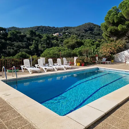 Alella, 5 Bedrooms & Pool Villa *